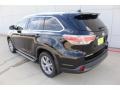 Attitude Black Metallic - Highlander XLE Photo No. 10