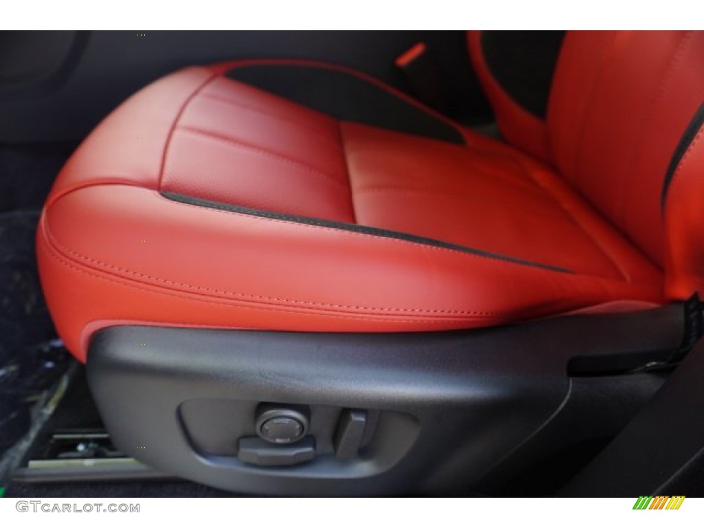 2020 Land Rover Range Rover Sport HSE Dynamic Front Seat Photo #134898508