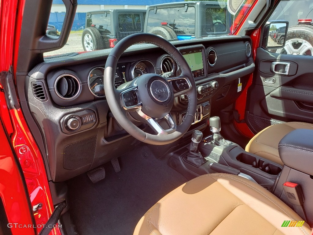 Dark Saddle/Black Interior 2020 Jeep Wrangler Unlimited Sahara 4x4 Photo #134899327