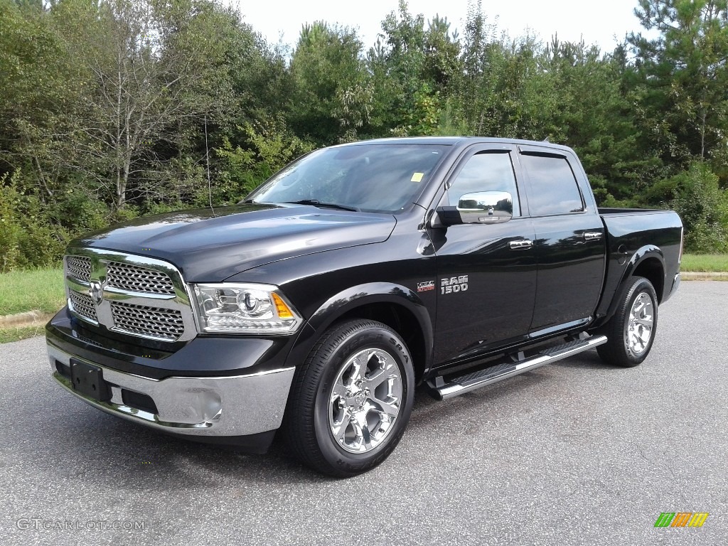 2018 1500 Laramie Crew Cab 4x4 - Brilliant Black Crystal Pearl / Black photo #2