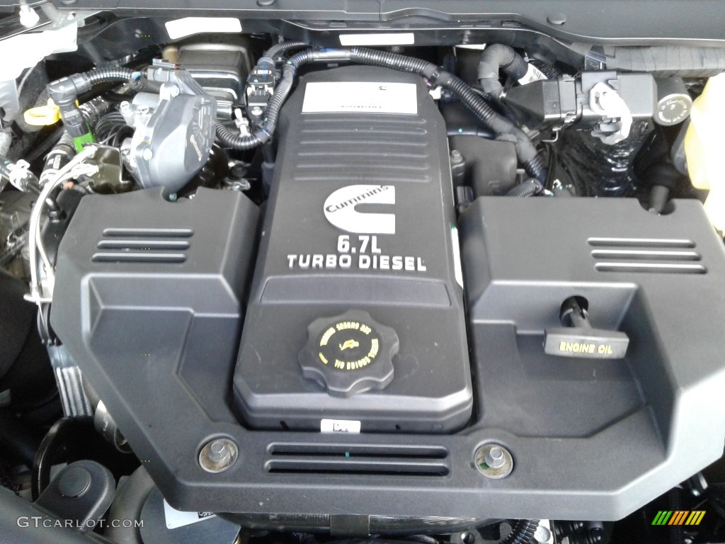 2019 Ram 2500 Laramie Crew Cab 4x4 Engine Photos