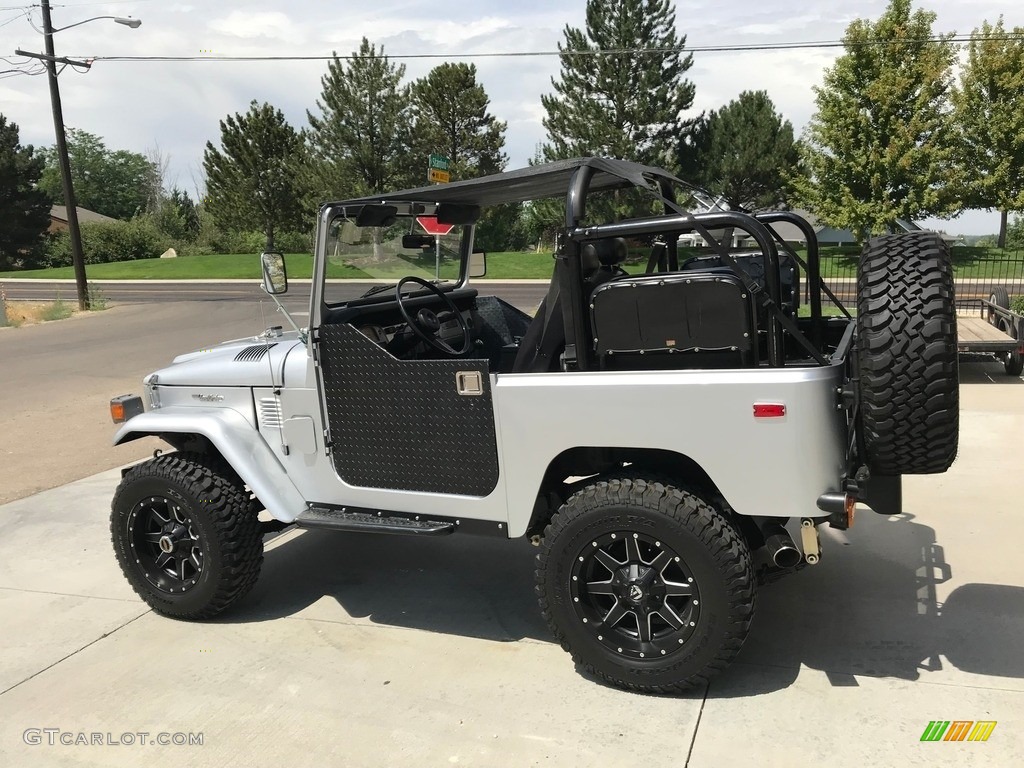 Silver 1978 Toyota Land Cruiser FJ40 Exterior Photo #134909212