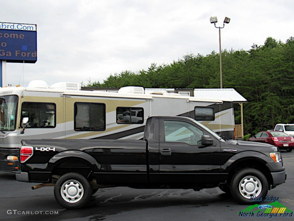 2010 F150 XL Regular Cab 4x4 - Tuxedo Black / Medium Stone photo #6