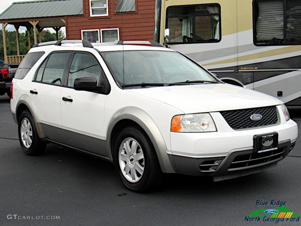 2005 Freestyle SE - Oxford White / Pebble photo #7
