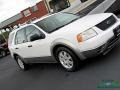 2005 Oxford White Ford Freestyle SE  photo #29