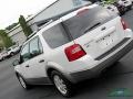 2005 Oxford White Ford Freestyle SE  photo #31