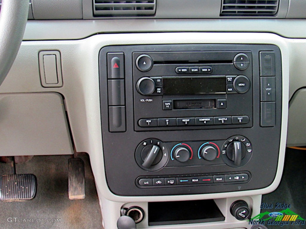 2006 Freestar SE - Norsea Blue Metallic / Pebble Beige photo #10