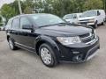 Pitch Black 2019 Dodge Journey SE