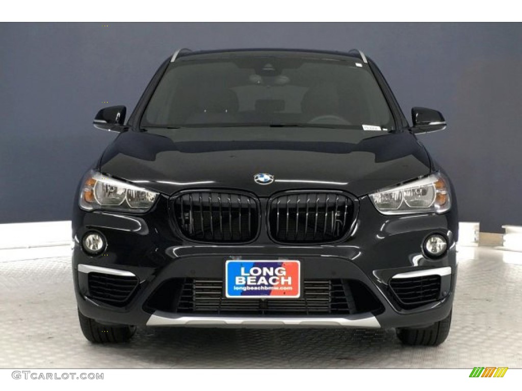 2019 X1 sDrive28i - Jet Black / Black photo #2