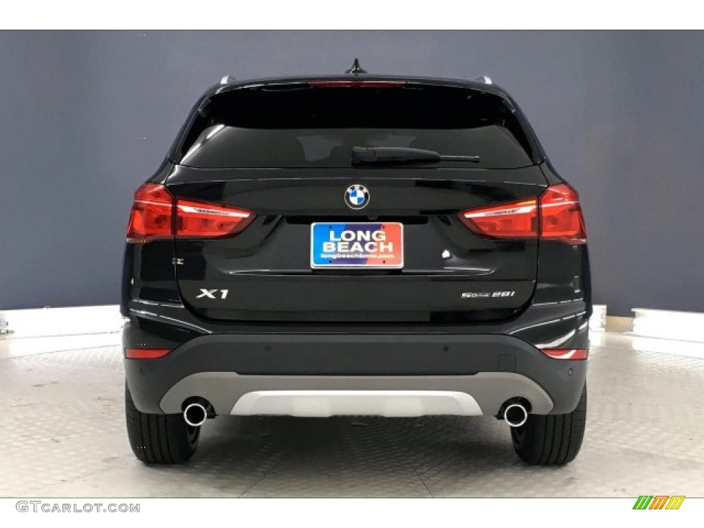 2019 X1 sDrive28i - Jet Black / Black photo #3