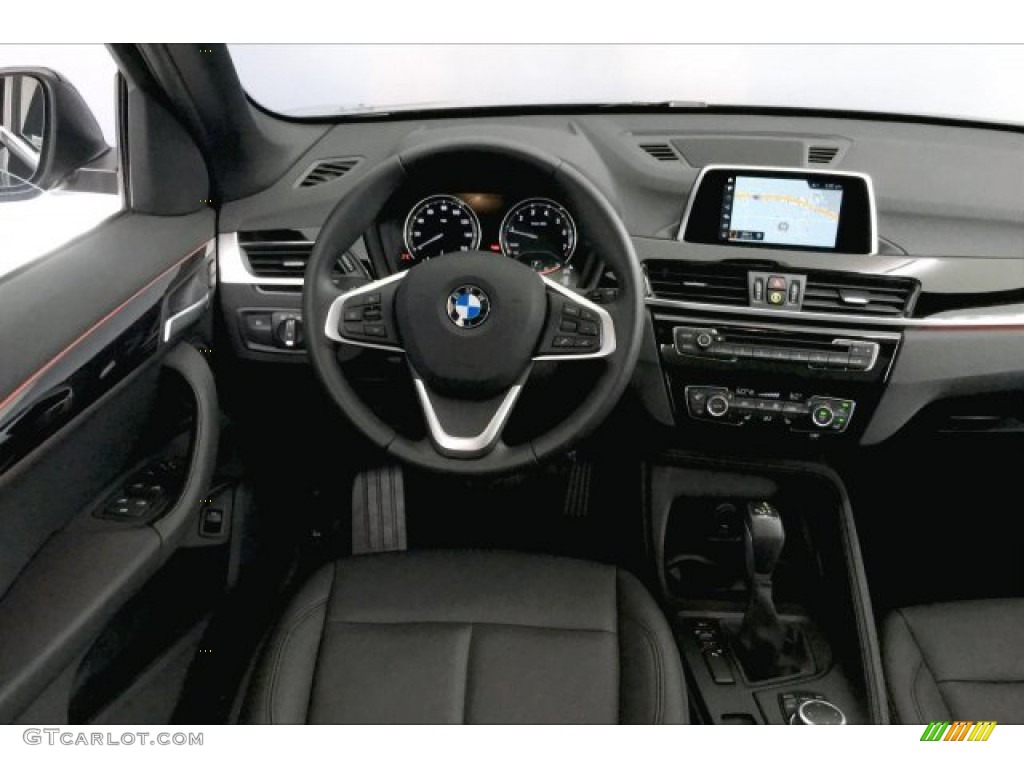 2019 X1 sDrive28i - Jet Black / Black photo #4