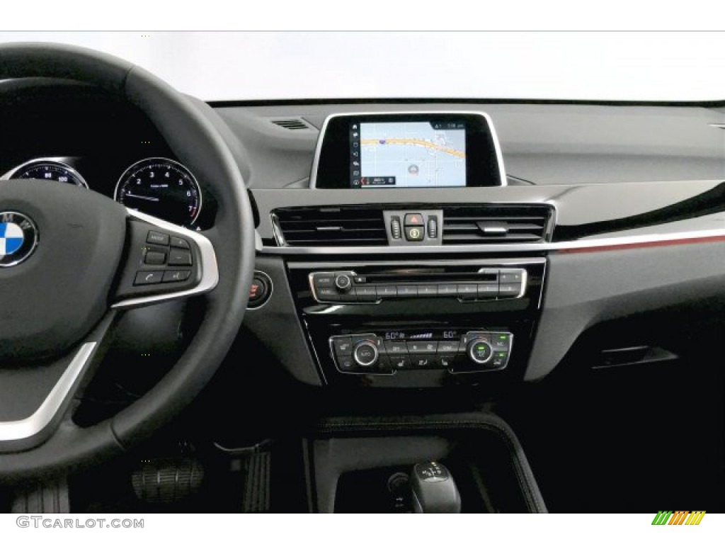 2019 X1 sDrive28i - Jet Black / Black photo #5