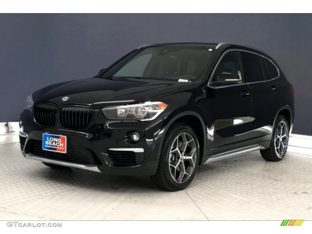 2019 X1 sDrive28i - Jet Black / Black photo #12