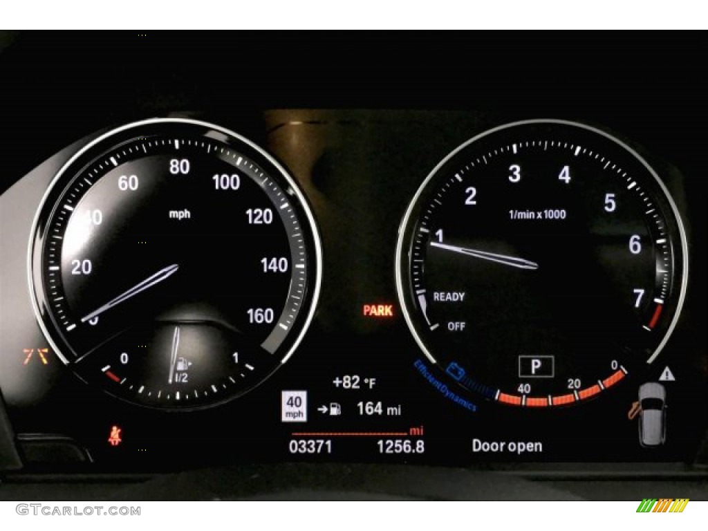 2019 X1 sDrive28i - Jet Black / Black photo #16