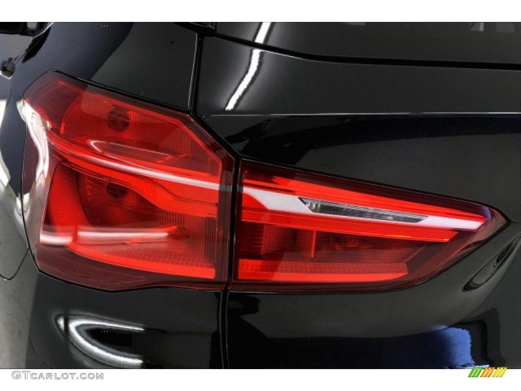 2019 X1 sDrive28i - Jet Black / Black photo #22