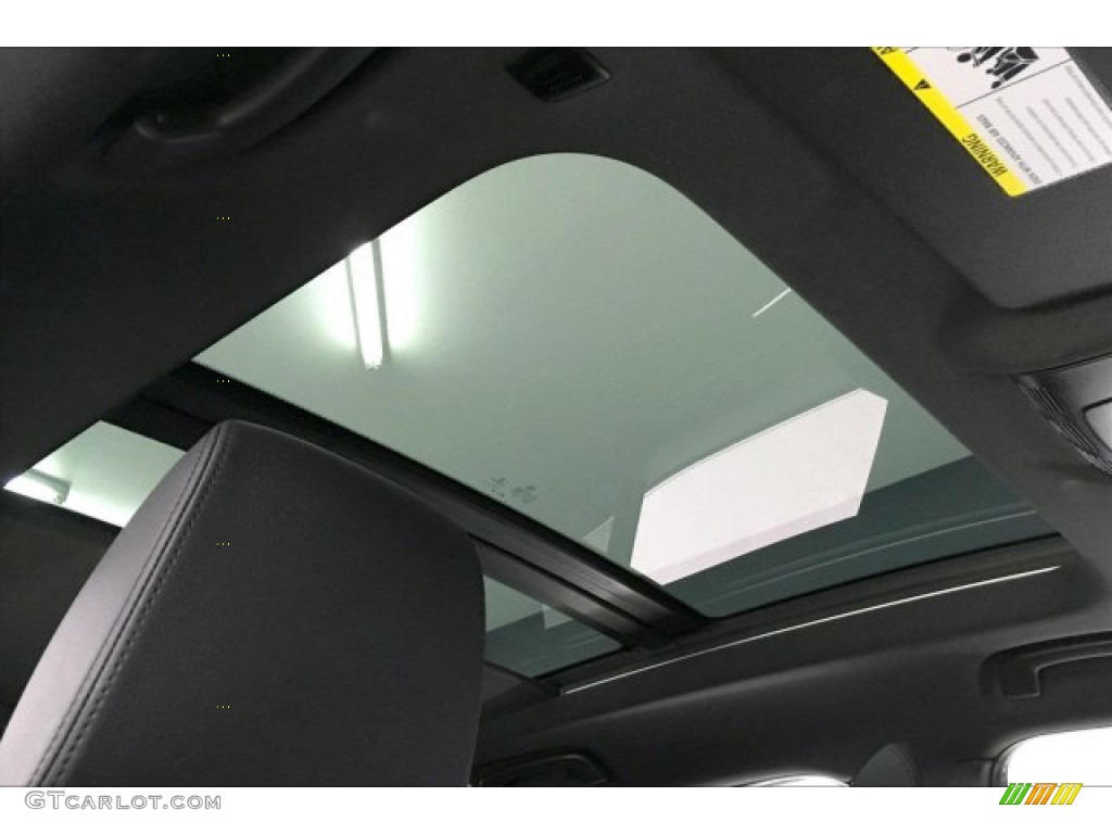 2019 X1 sDrive28i - Jet Black / Black photo #25