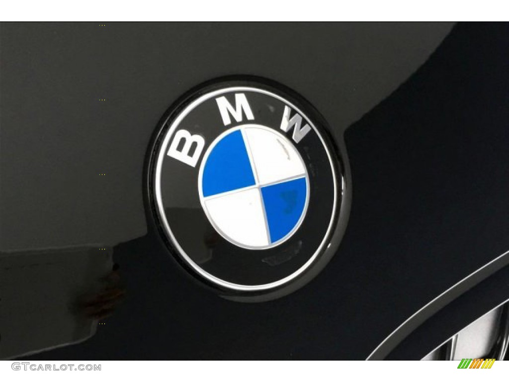 2019 X1 sDrive28i - Jet Black / Black photo #29