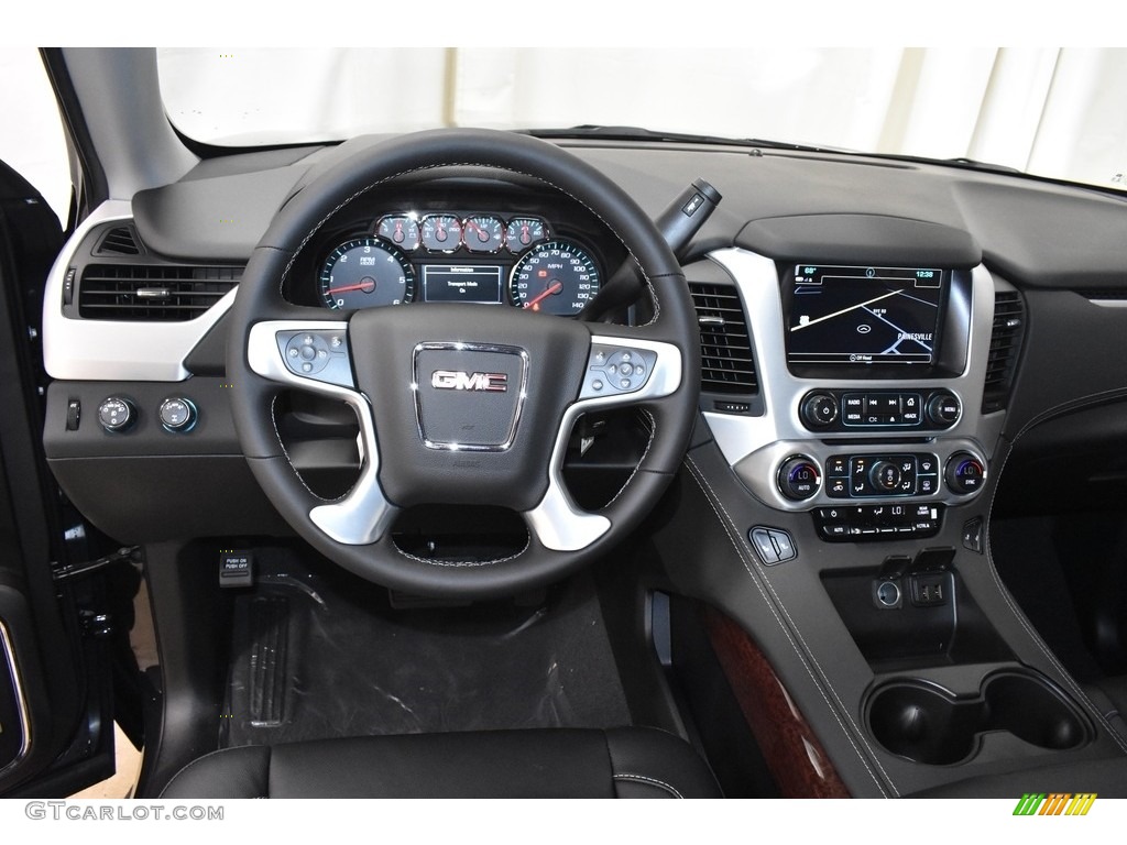 2020 GMC Yukon SLT 4WD Jet Black Dashboard Photo #134916874