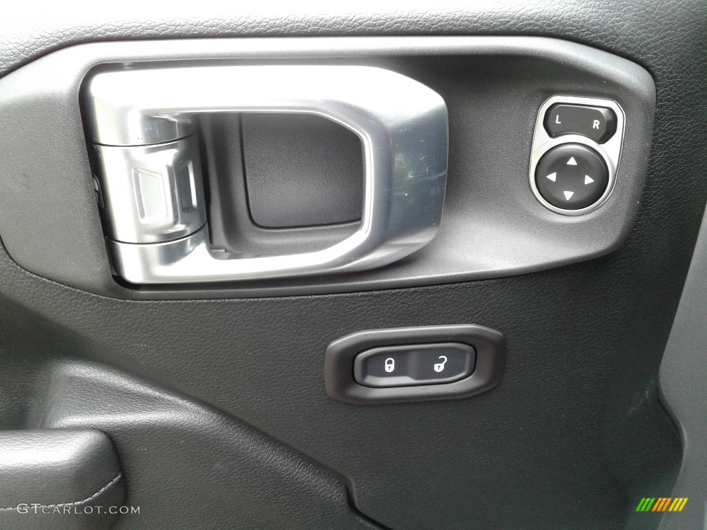 2020 Jeep Gladiator Sport 4x4 Black Door Panel Photo #134917132