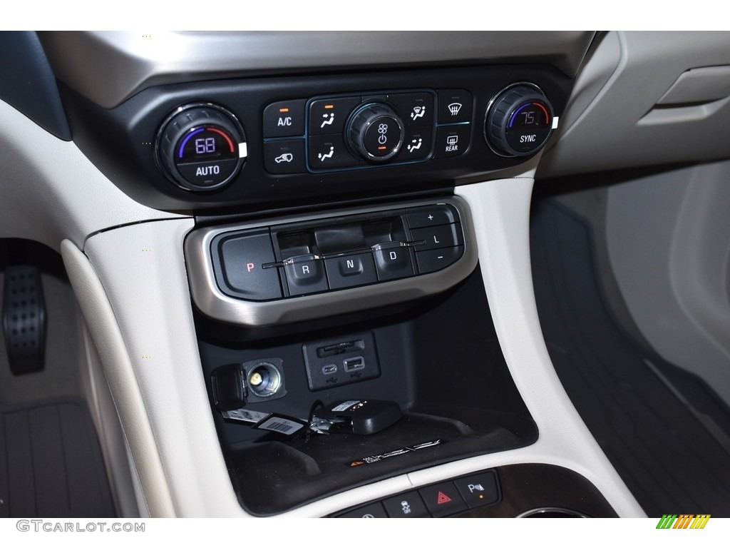 2020 GMC Acadia Denali AWD Controls Photo #134917207