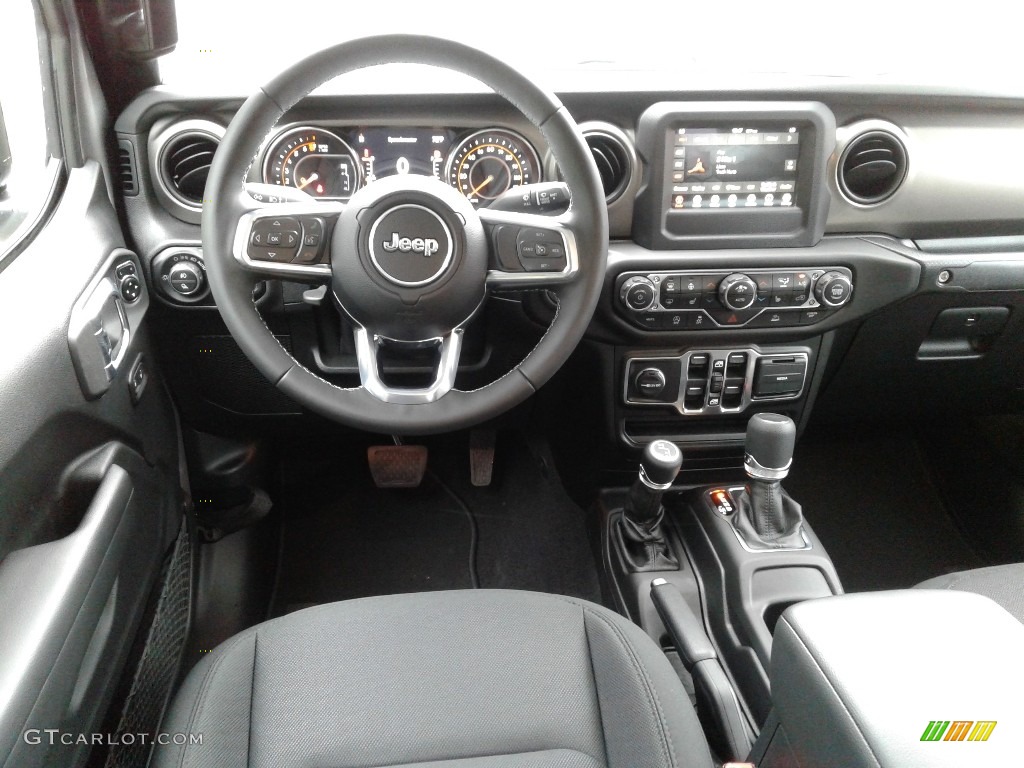 2020 Jeep Gladiator Sport 4x4 Black Dashboard Photo #134917474