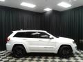 Bright White - Grand Cherokee Altitude 4x4 Photo No. 5