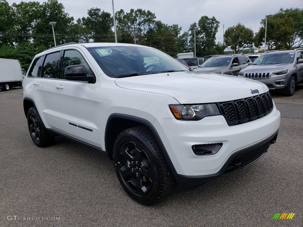 2020 Grand Cherokee Upland 4x4 - Bright White / Black photo #1