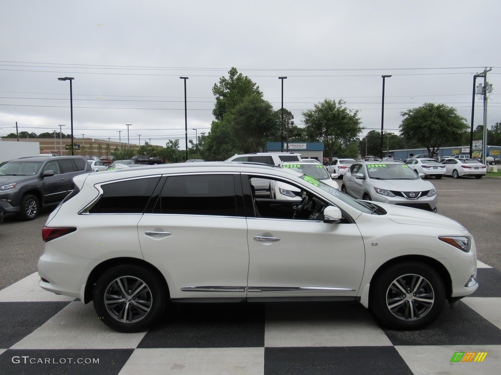 2019 QX60 Luxe - Majestic White / Graphite photo #3