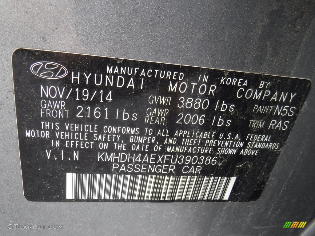 2015 Elantra Limited Sedan - Titanium Gray Metallic / Gray photo #29