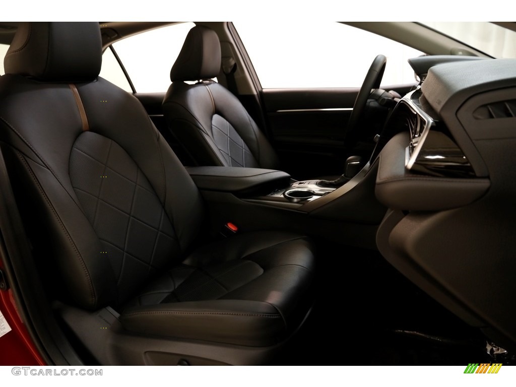 2018 Camry XLE V6 - Ruby Flare Pearl / Black photo #17