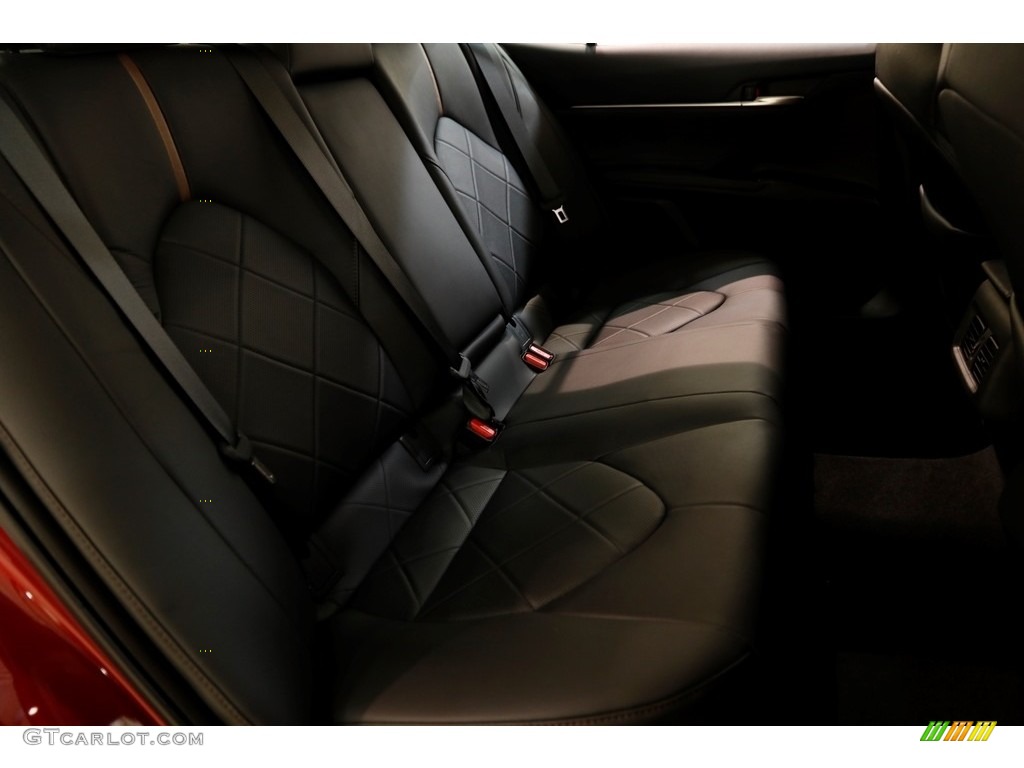 2018 Camry XLE V6 - Ruby Flare Pearl / Black photo #18