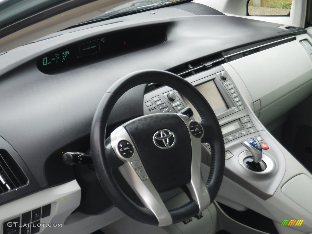 2015 Prius Four Hybrid - Sea Glass Pearl / Bisque photo #12