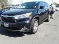 2016 Midnight Black Metallic Toyota Highlander Limited  photo #2