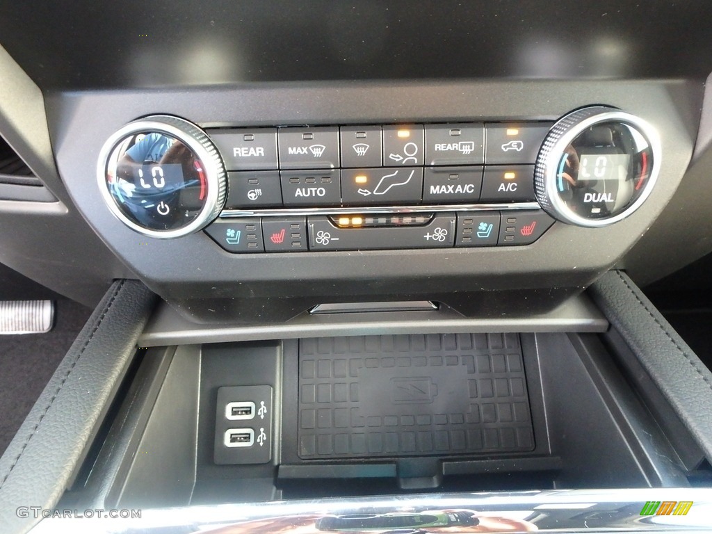 2019 Ford Expedition XLT 4x4 Controls Photo #134929468