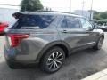 2020 Magnetic Metallic Ford Explorer ST 4WD  photo #6