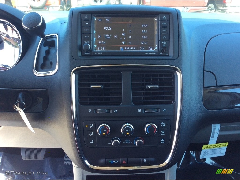 2019 Grand Caravan SE - Billet / Black/Light Graystone photo #13