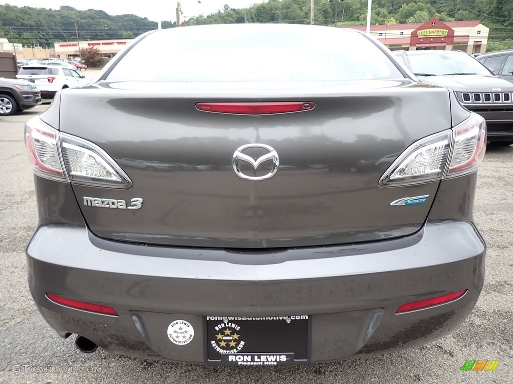 2013 MAZDA3 i Touring 4 Door - Dolphin Gray Mica / Black photo #4