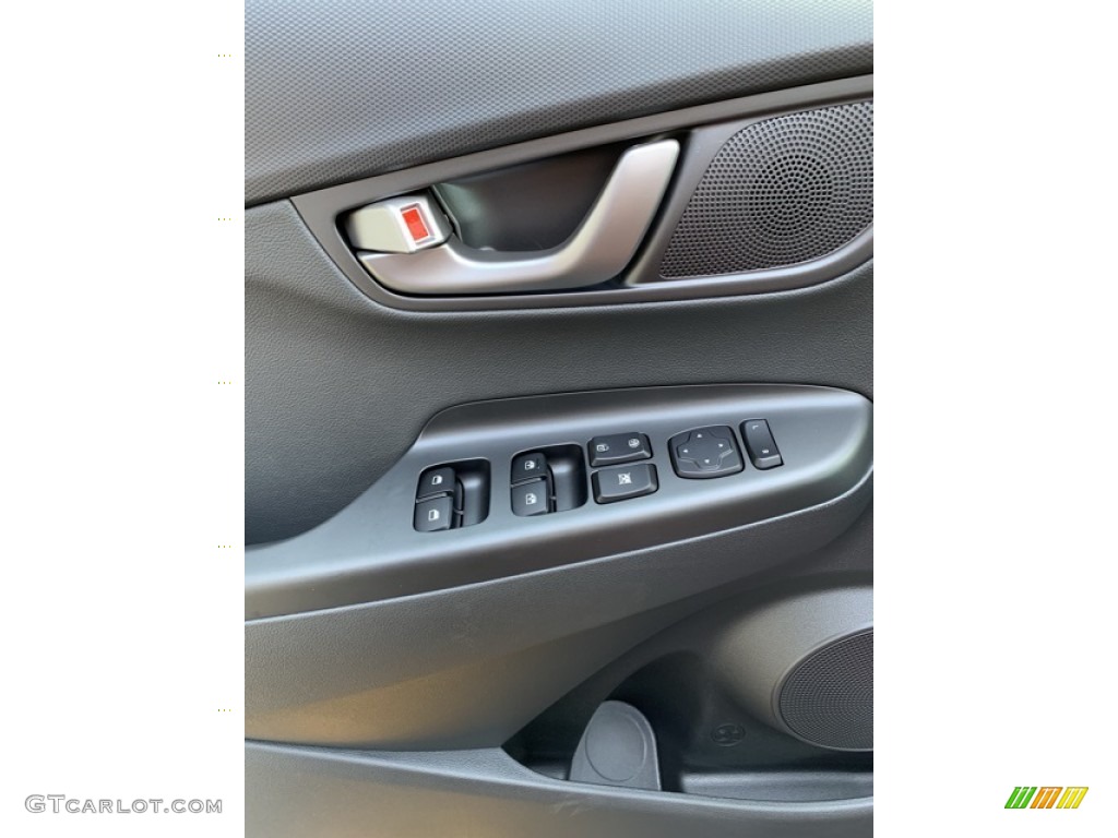 2020 Hyundai Kona Limited AWD Controls Photo #134933194