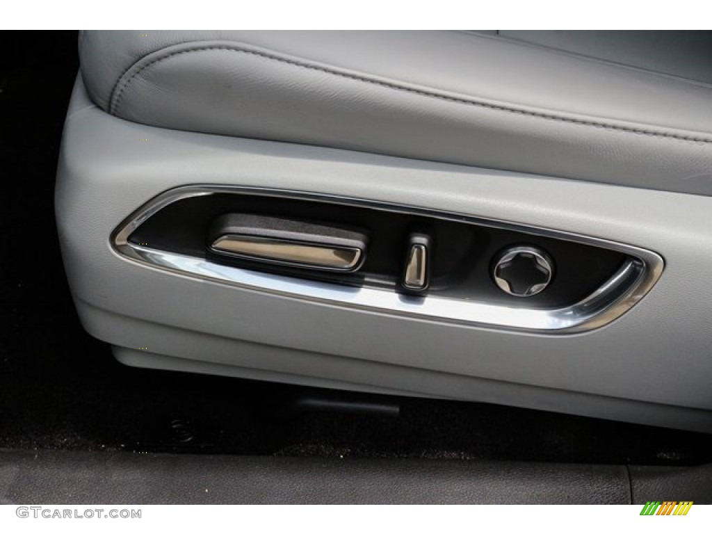 2020 Acura MDX AWD Controls Photo #134938522