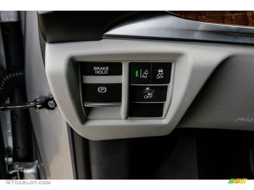 2020 Acura MDX AWD Controls Photo #134939149