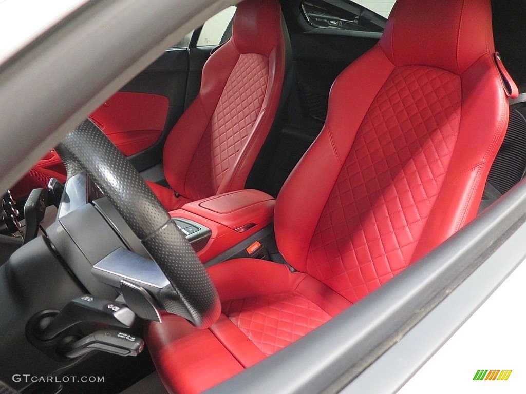 2017 R8 V10 Plus - Suzuka Gray Metallic / Express Red photo #19