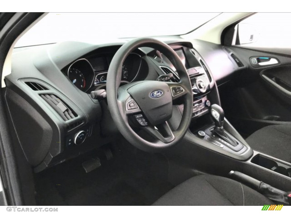 2017 Ford Focus SEL Sedan Interior Color Photos