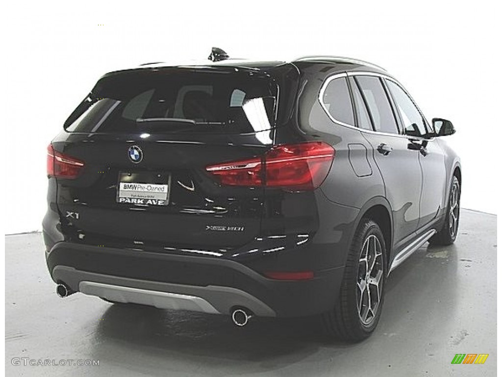 2019 X1 xDrive28i - Jet Black / Oyster/Black photo #5