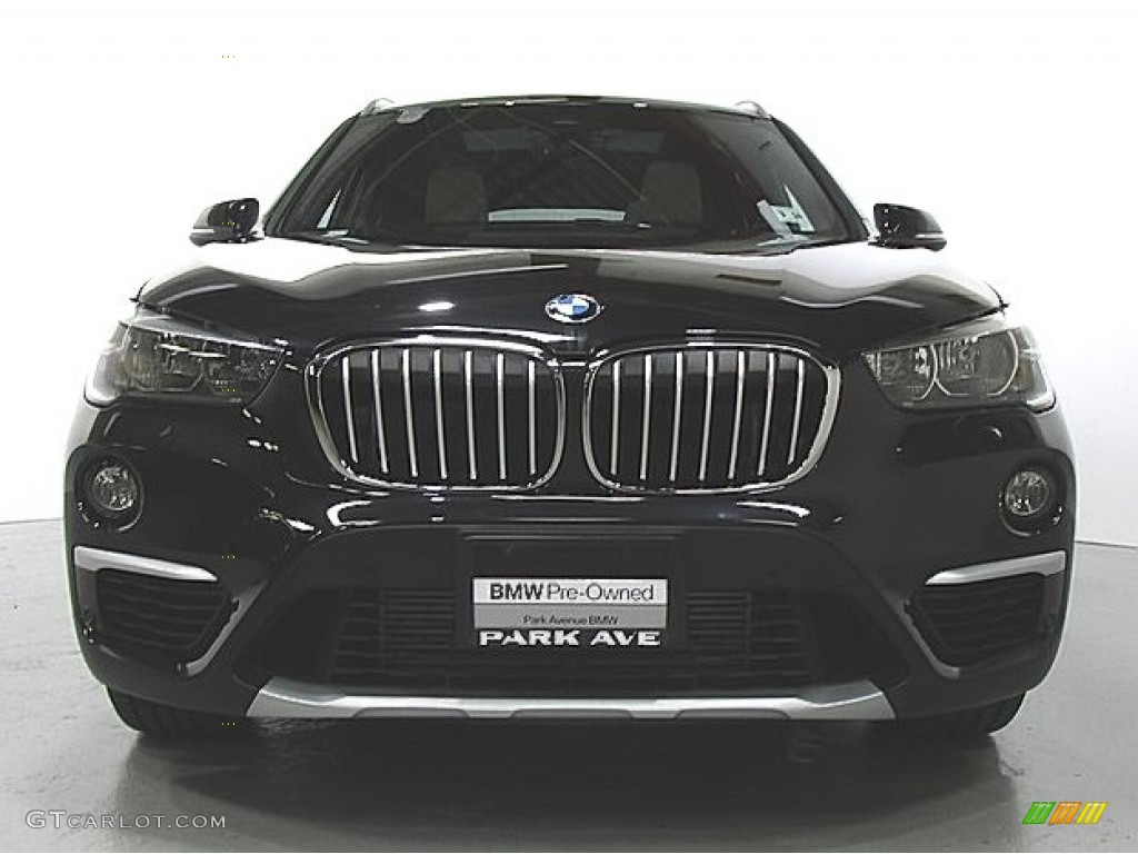 2019 X1 xDrive28i - Jet Black / Oyster/Black photo #7