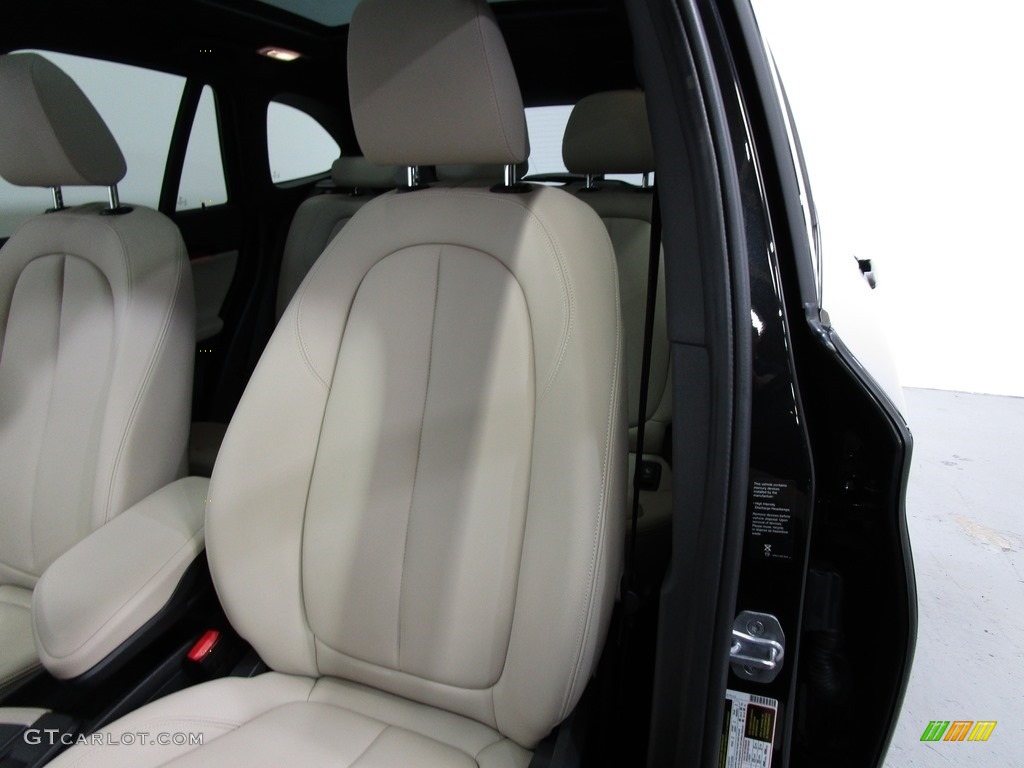 2019 X1 xDrive28i - Jet Black / Oyster/Black photo #9