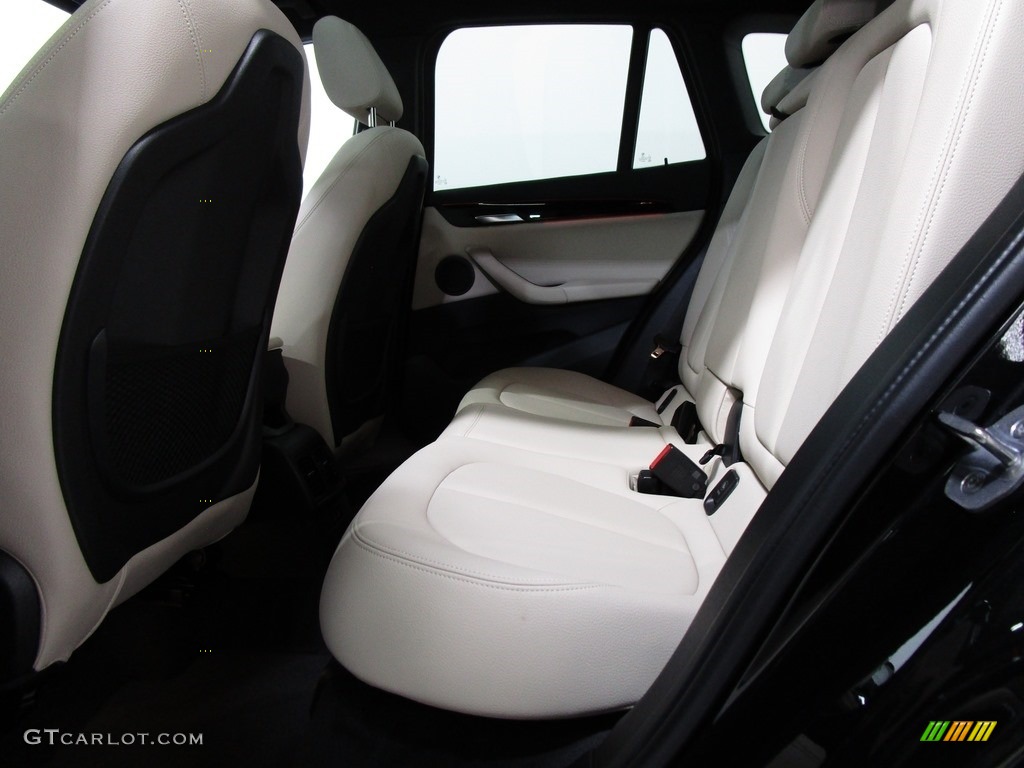2019 X1 xDrive28i - Jet Black / Oyster/Black photo #13