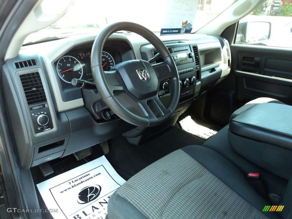 2010 Ram 1500 ST Quad Cab 4x4 - Brilliant Black Crystal Pearl / Dark Slate/Medium Graystone photo #6