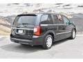 Brilliant Black Crystal Pearl - Town & Country Touring - L Photo No. 3