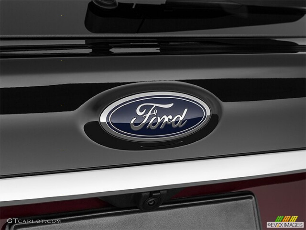 2019 Edge SEL AWD - Ruby Red / Ebony photo #70