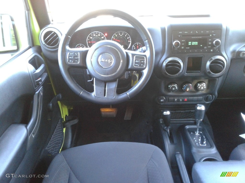2017 Wrangler Unlimited Sport 4x4 - Hypergreen / Black photo #25
